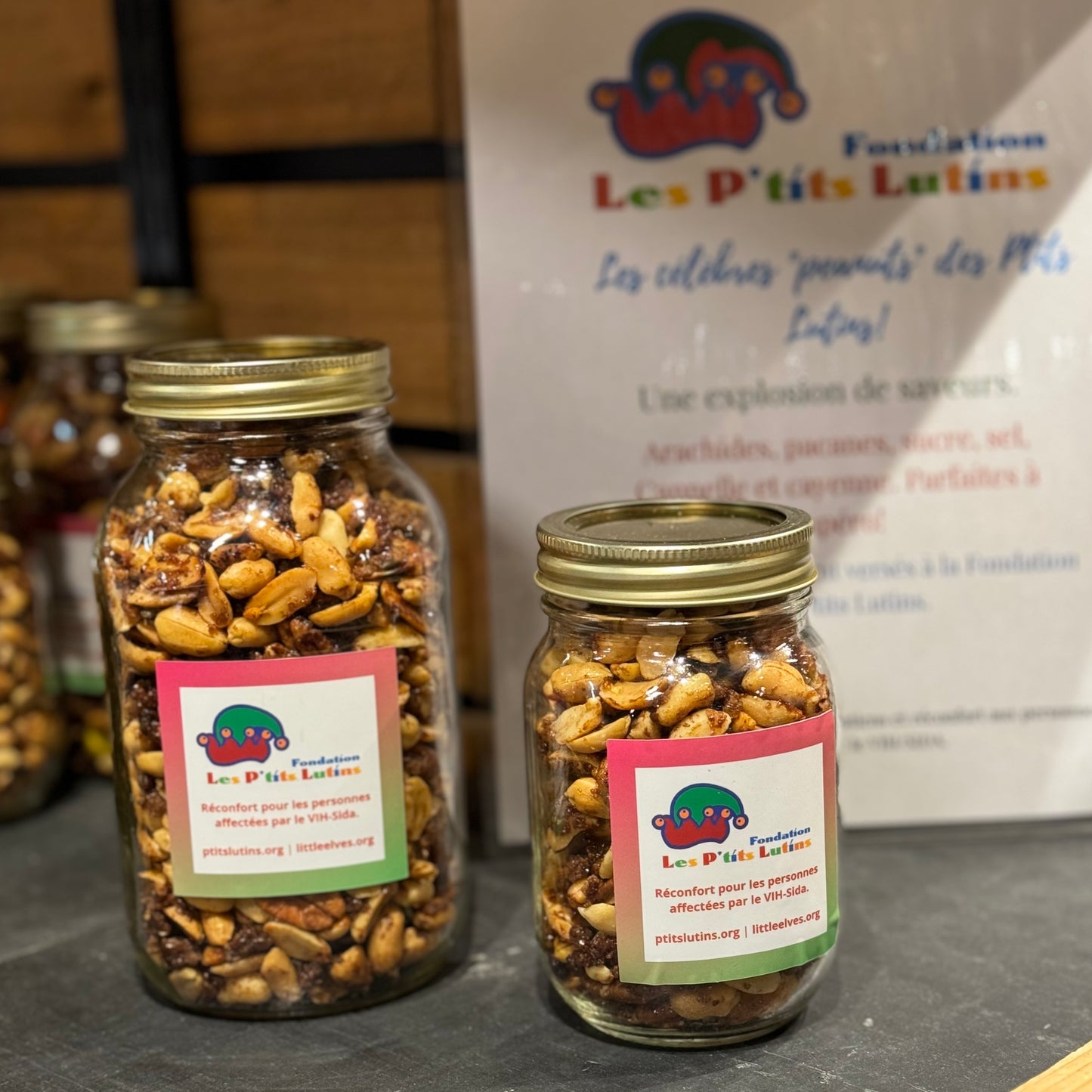 Mélanges de noix et d'arachides de la Fondation des P'tits Lutins (sucré et un peu épicé)