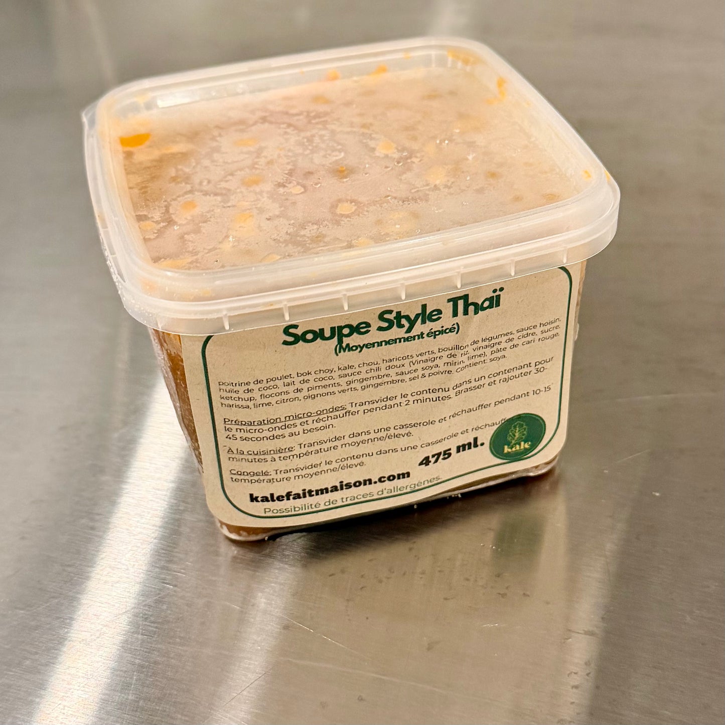 Soupe Style Thaï (Moyennement épicé) (Congelé)