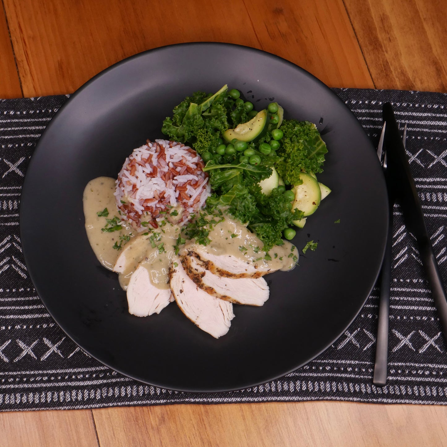 Poulet au Citron Sauce aux Artichauts et Basilic avec Riz Blanc et Rouge