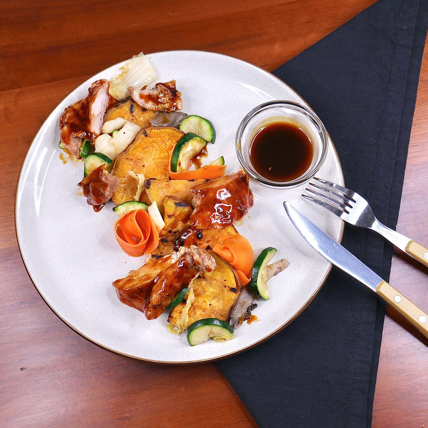 POULET BBQ Coréen avec Patates Douces (Moyennement épicé)