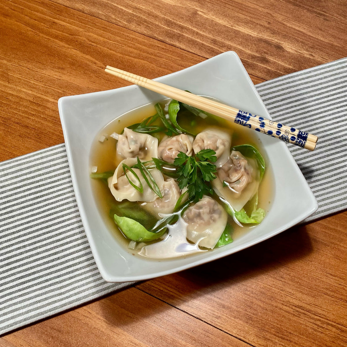 Soupe Wonton Maison au Poulet Braisé