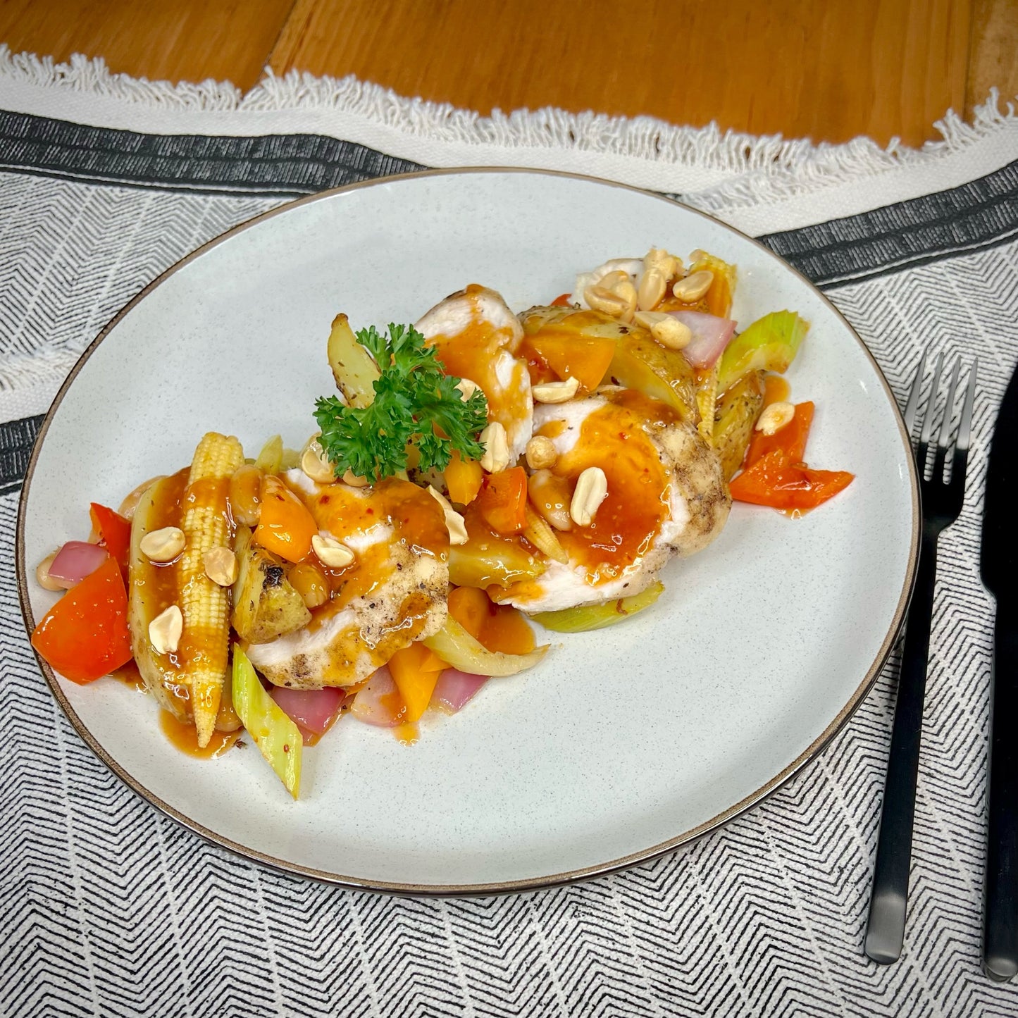 Poulet Chili Doux et Patates Rôties