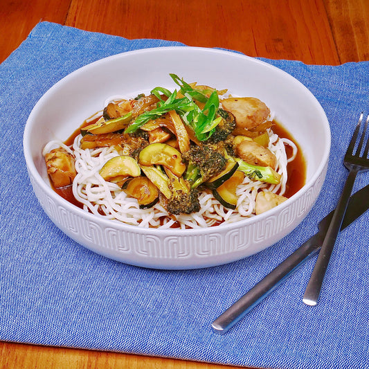 SEITAN Mariné à l’Orange et Érable avec Nouilles Chow Mein