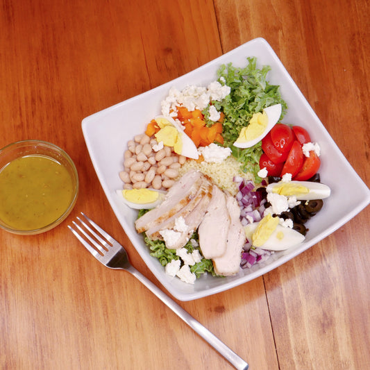 Salade Méditerranéen avec poulet - boite repas - Kale fait maison - Montréal
