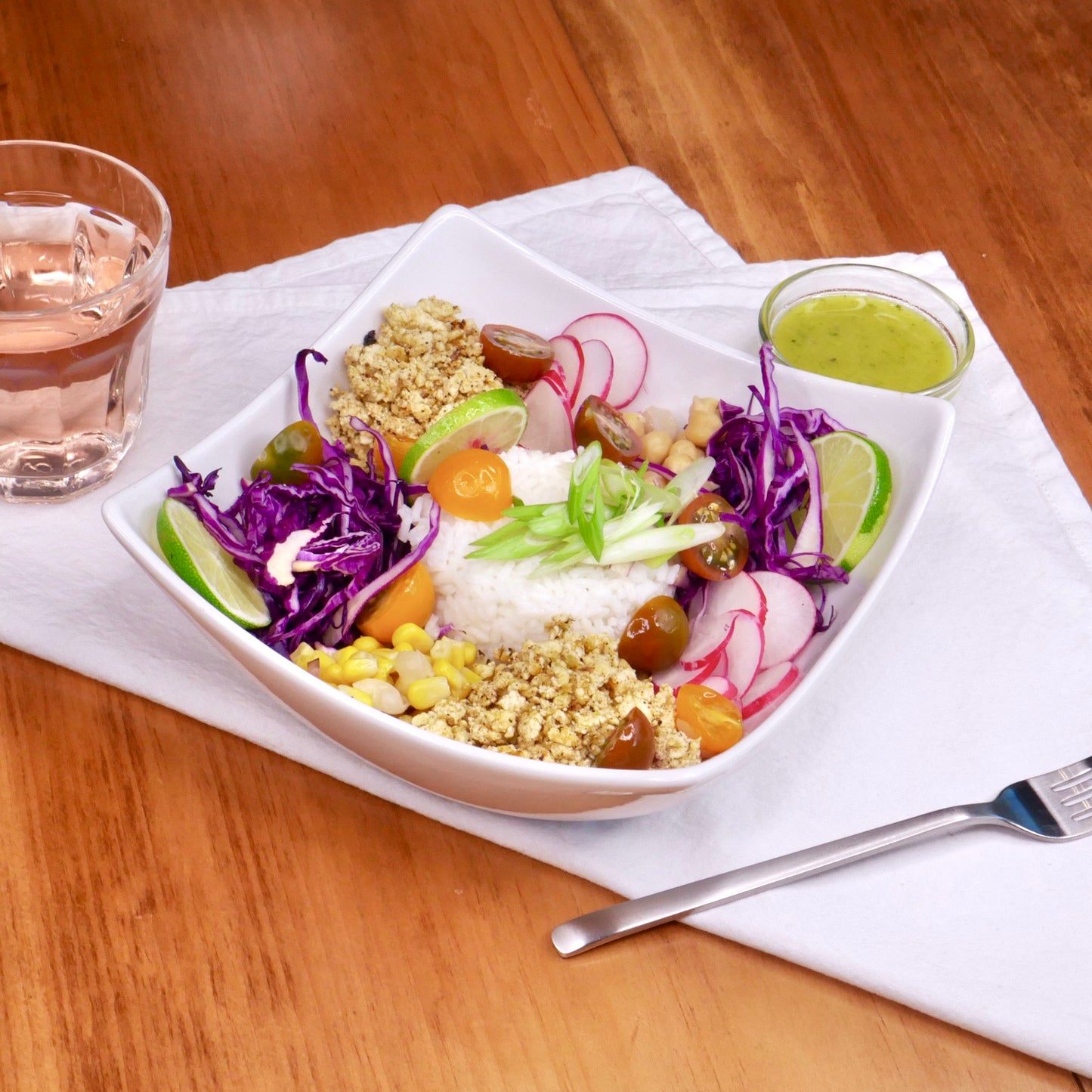 Bol de Poulet Chipotle et Lime avec Riz / Vinaigrette à la Mangue / (Un peu épicé)
