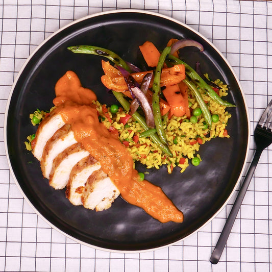 Poulet Piri Piri avec Riz au Curcuma et Légumes Grillés