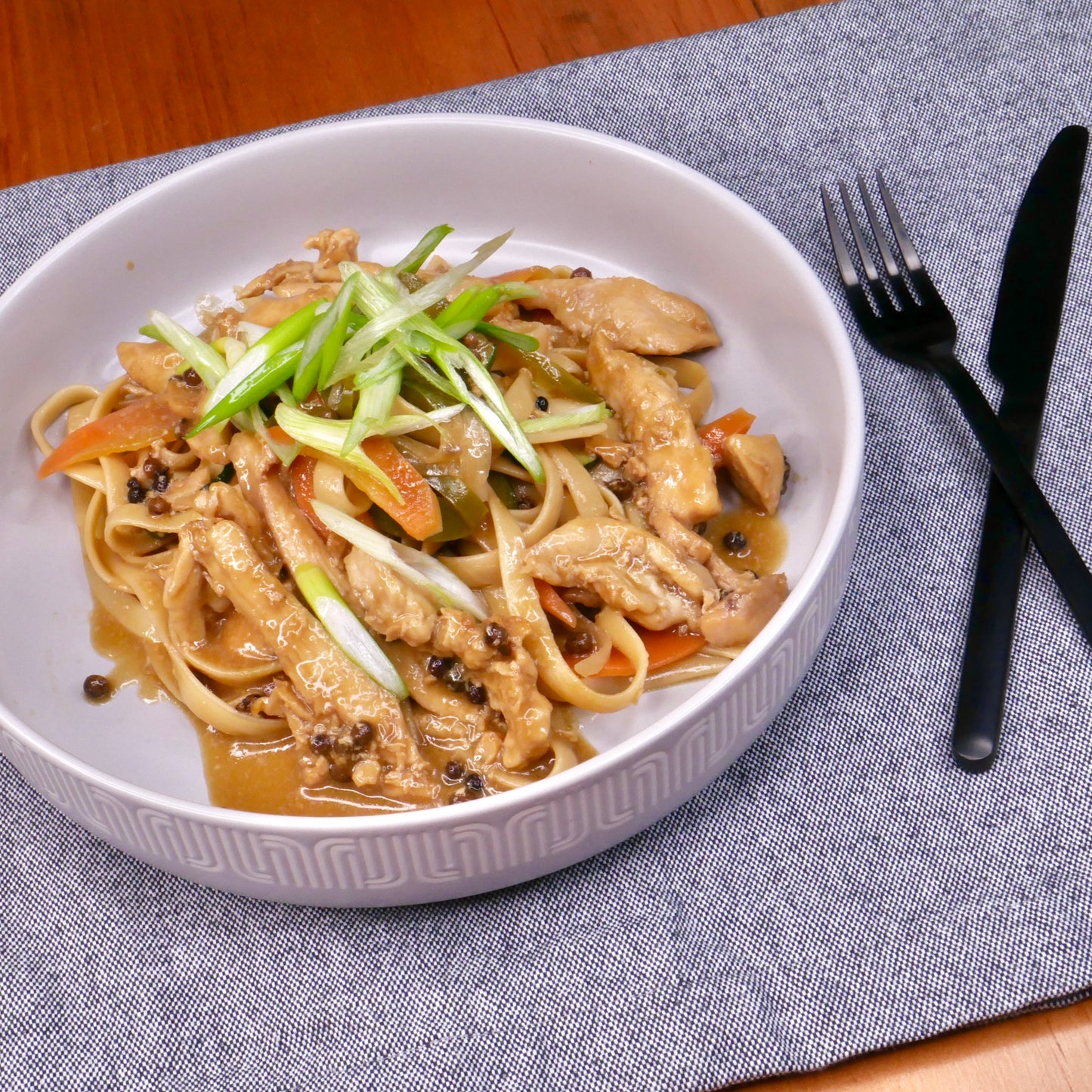 Fettucine à la Sichuanaise avec Poulet
