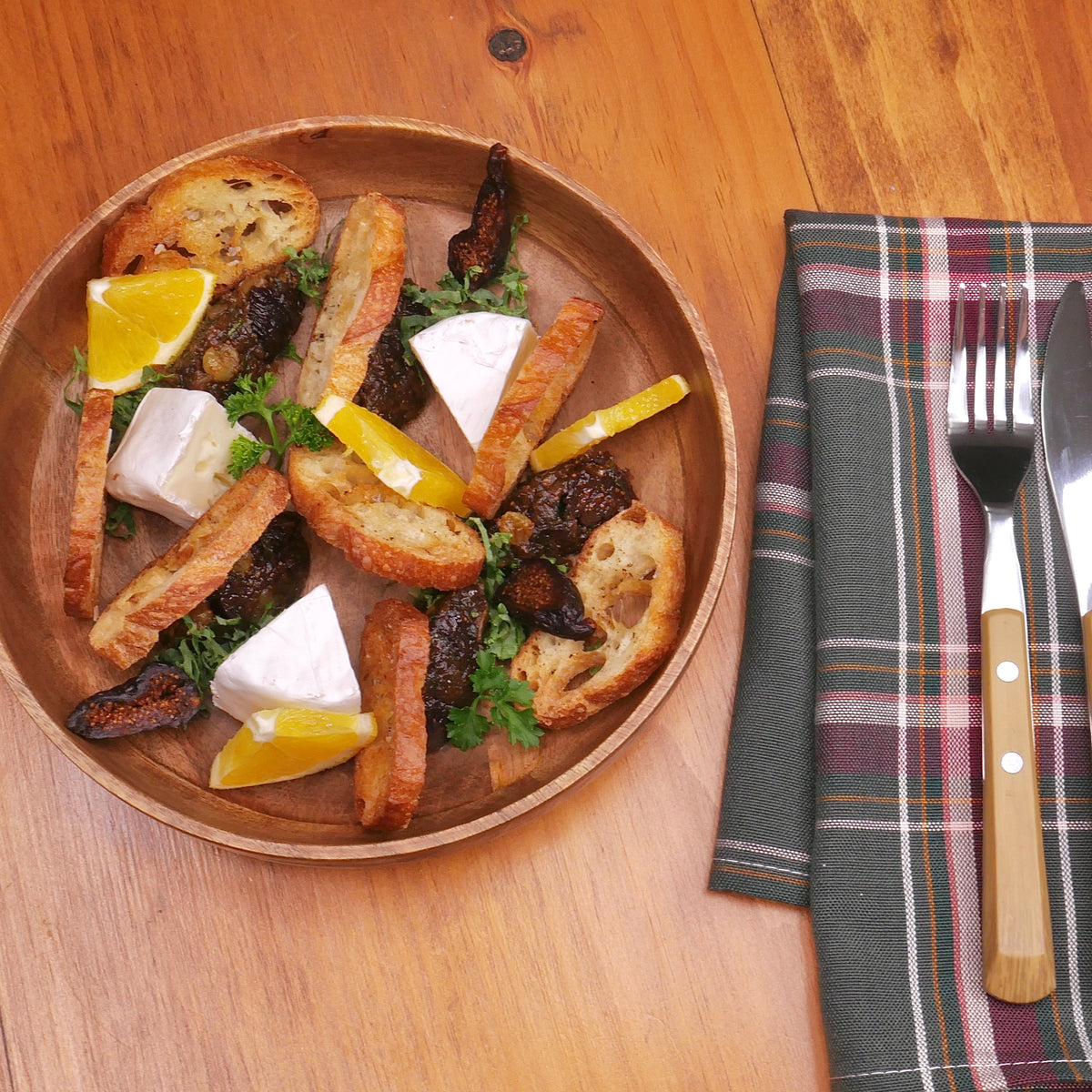 Thanksgiving Menu - Brie with Fig and Caramelized Onion Chutney with Homemade Croutons