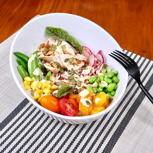 Smoked Spice Chicken Bowl à la Pincée with White and Red Rice