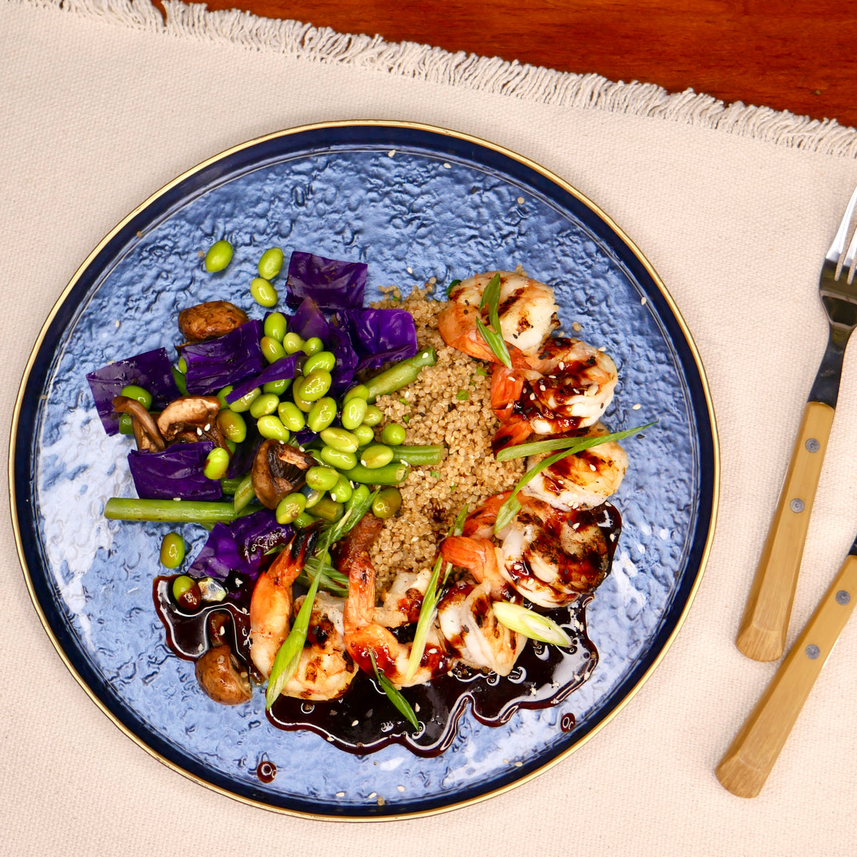 Crevettes Grillées Sauce Teriyaki avec Légumes et Quinoa